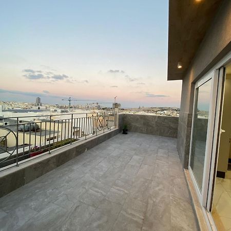 Terrace View- A Charming Two Bedrooms Penthouse Ac-Wifi Msida Exterior photo