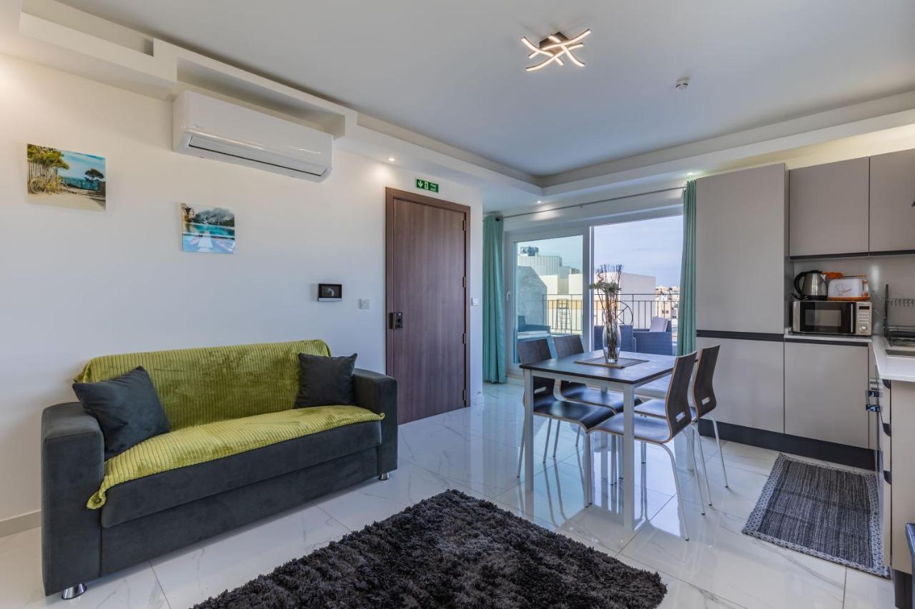 Terrace View- A Charming Two Bedrooms Penthouse Ac-Wifi Msida Exterior photo