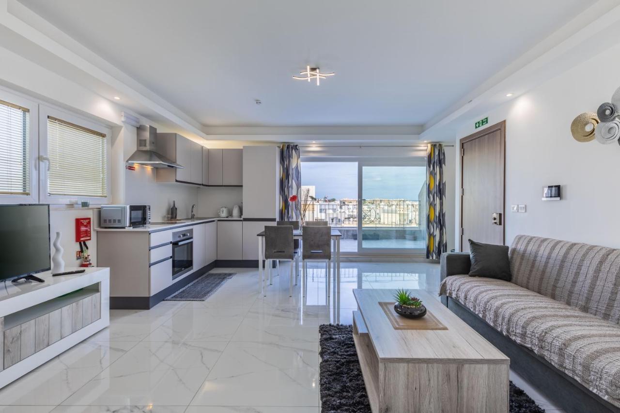 Terrace View- A Charming Two Bedrooms Penthouse Ac-Wifi Msida Exterior photo