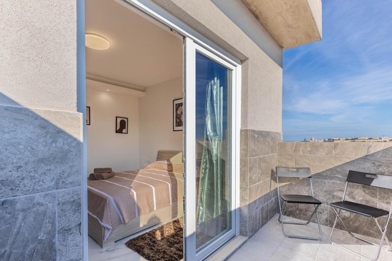Terrace View- A Charming Two Bedrooms Penthouse Ac-Wifi Msida Exterior photo